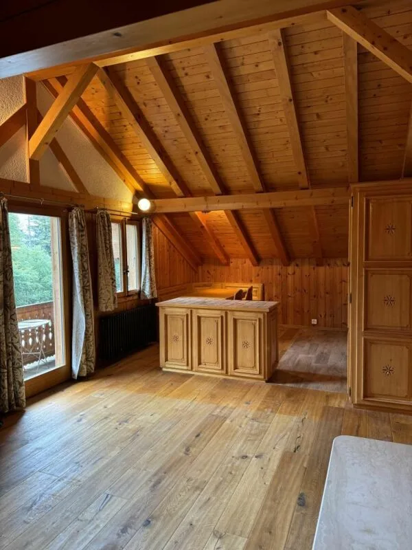 Zweieinhalb-Zimmer-Wohnung in Arveyes