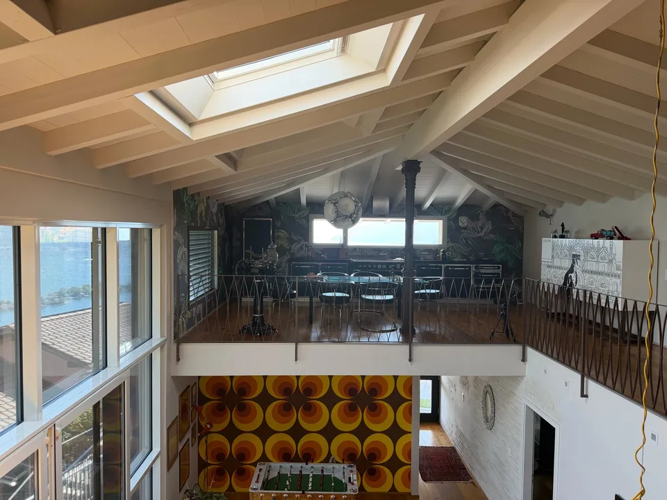 Elegante appartamento loft di 3.5 locali con piscina a Ronco sopra Ascona