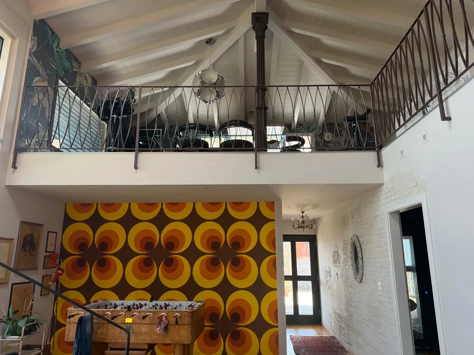 Elegante appartamento loft di 3.5 locali con piscina a Ronco sopra Ascona