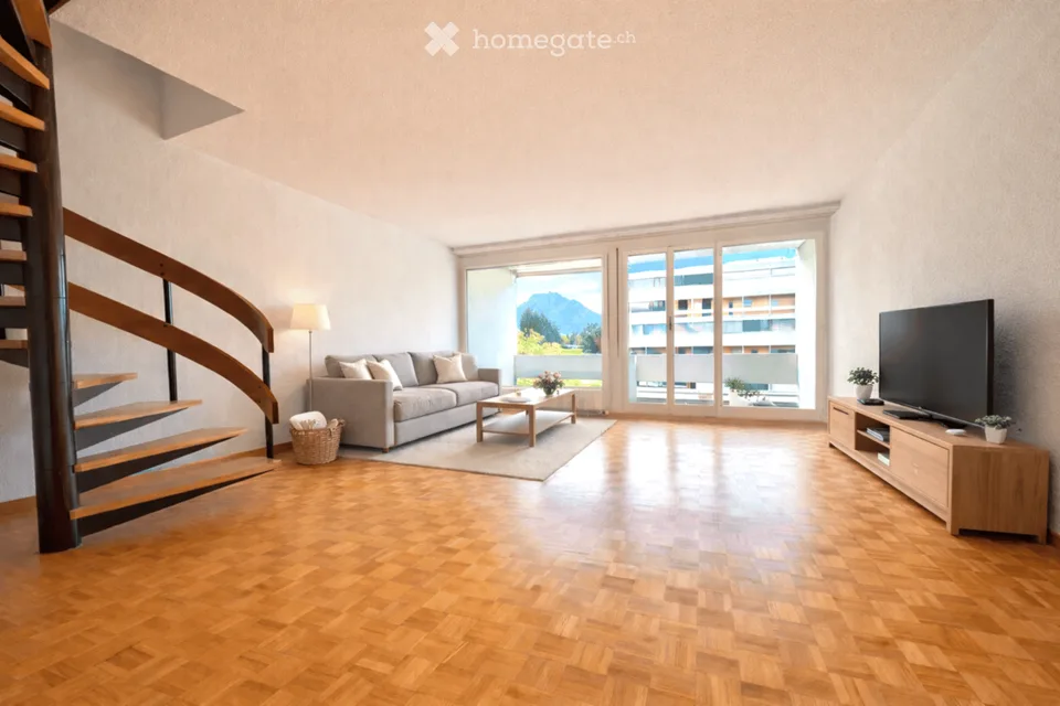 Bezaubernde Maisonette-Wohnung mit Pilatusblick in Luzern
