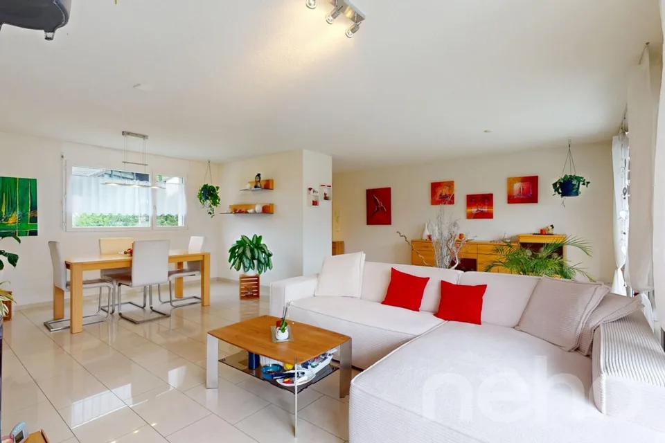 Ihr neues Zuhause mit grossem Balkon und Weitsicht