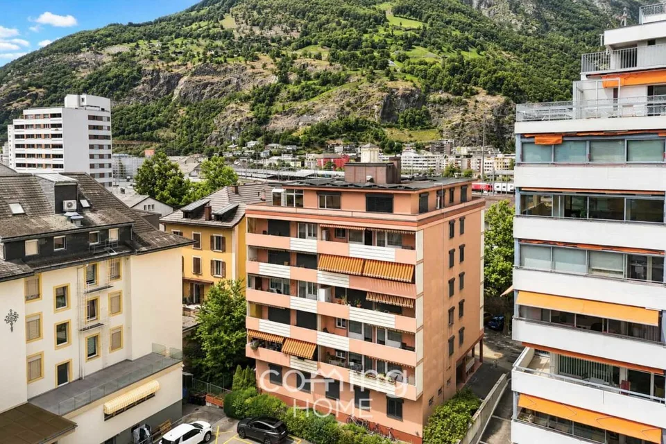 Grosszügige Attikawohnung mit Panoramaterrasse - Brig