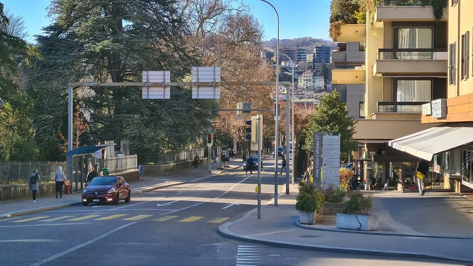 Posto auto esterno in viale Cattaneo 23