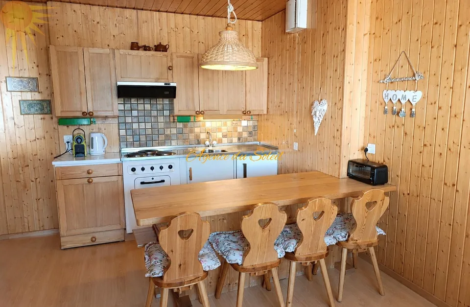 À louer à la saison : Agréable appartement 2.5 pièces en plein coeur de Crans !