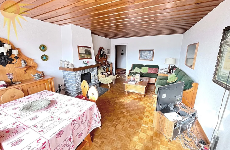 Lumineux appartement traversant de 4,5 pièces avec 2 balcons (nord/sud) à proximité du Régent à Crans !