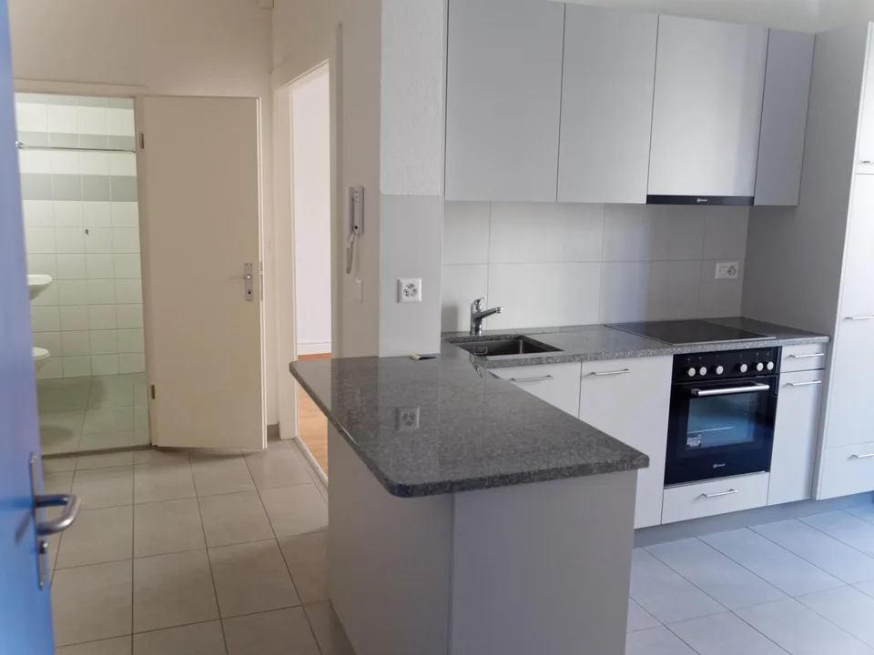 Appartement 2.5 pièces lumineux à louer – Lausanne, av. de la Dôle