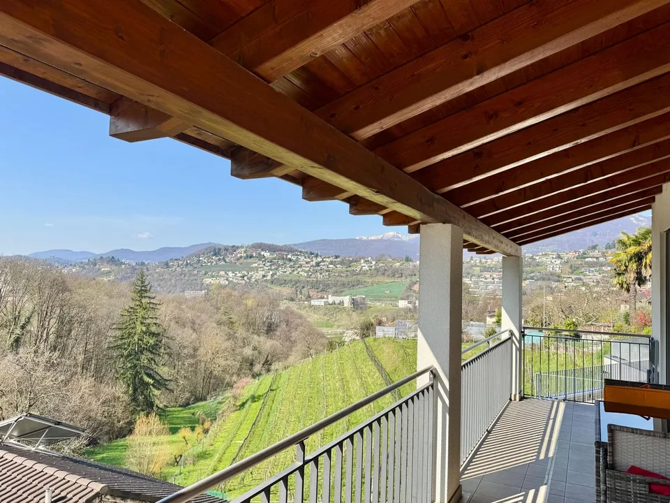 Lugano - Davesco - Casa unifamiliare con vista aperta
