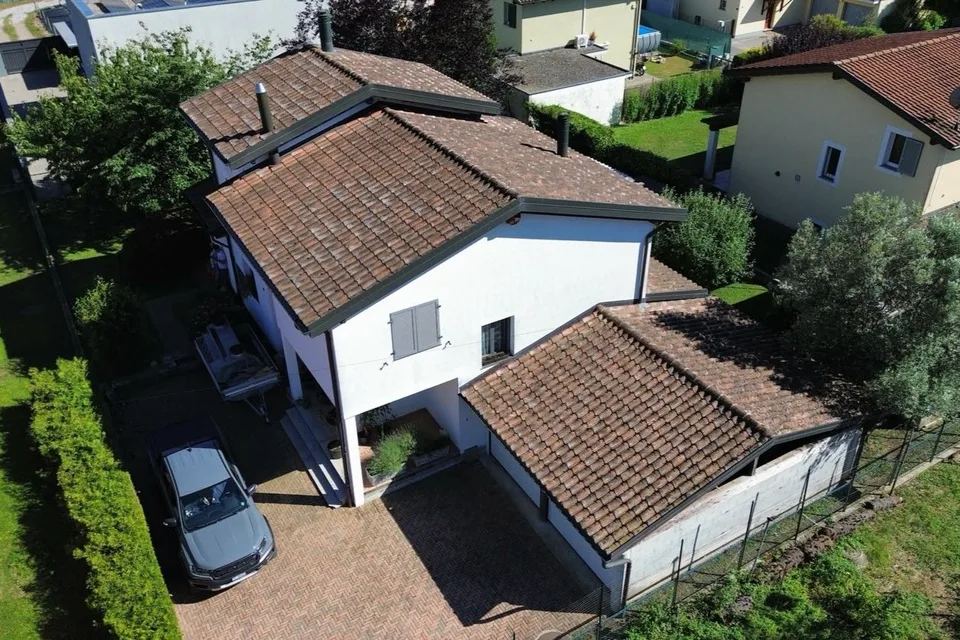 Ligornetto – Casa unifamiliare con ampio giardino