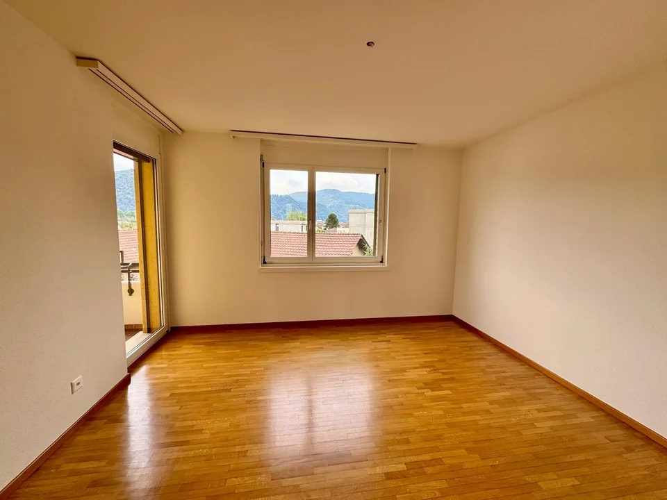 Caslano – Großes Büro/Studio von 130 m² – Keine Nachzahlung von Spesen am Jahresende