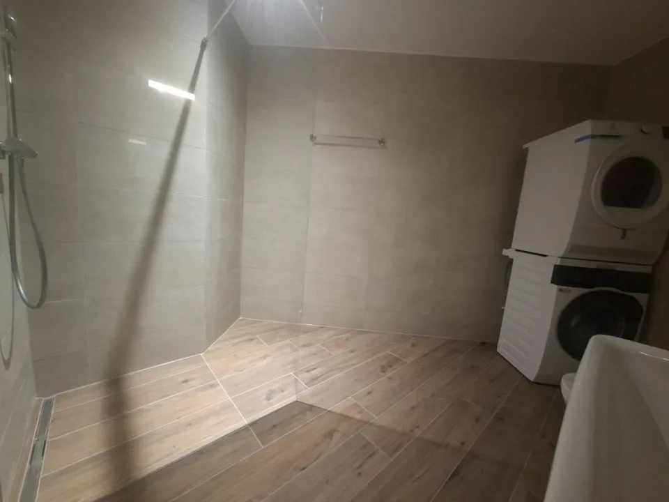 Neue 3.5-Zimmer-Wohnung im 1. Stock in Farvagny