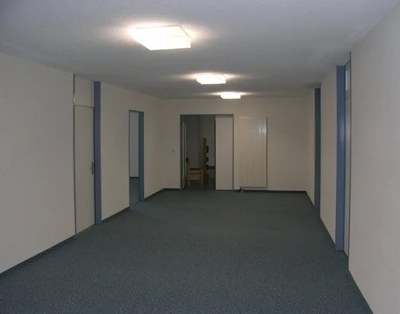 Affordable single office on the 2nd floor – photo 6 of 7