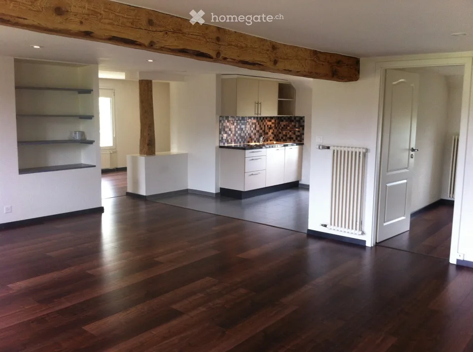 Appart - Loft 100m2 - au calme à 3 min autoroute.