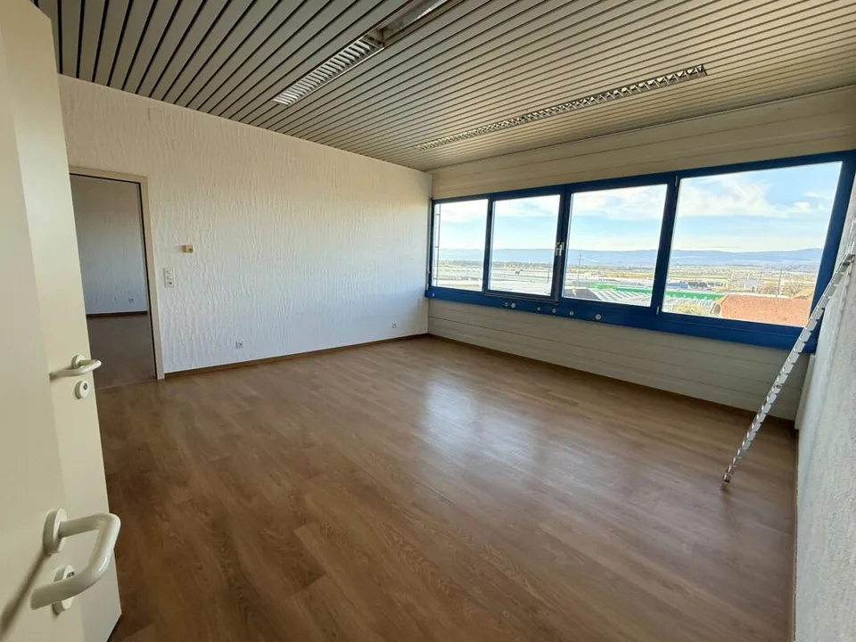 Appartamento di 4.5 locali a Ried Bei Kerzers