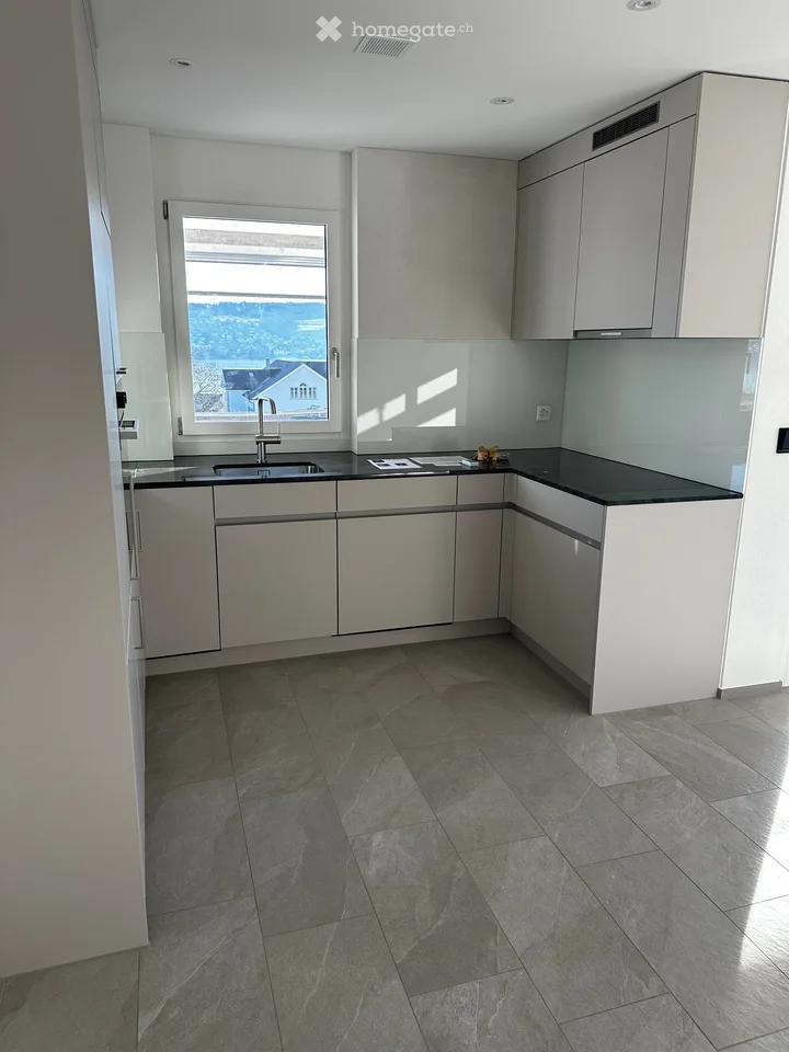 Appartamento esclusivo di 3,5 locali con vista lago a Rüschlikon