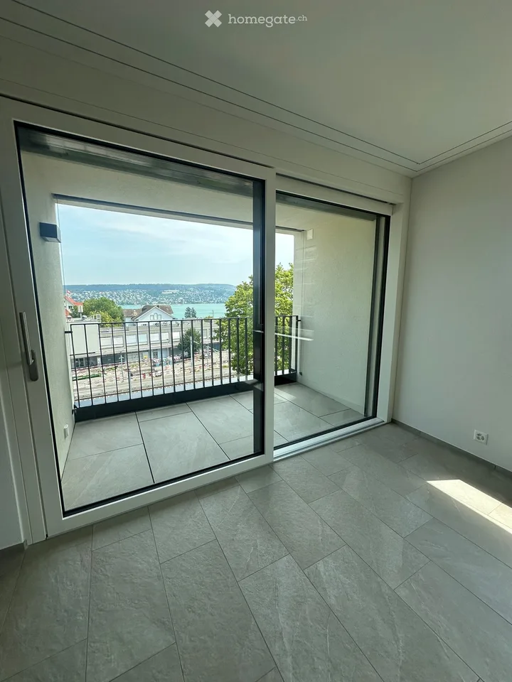 Appartamento esclusivo di 3,5 locali con vista lago a Rüschlikon