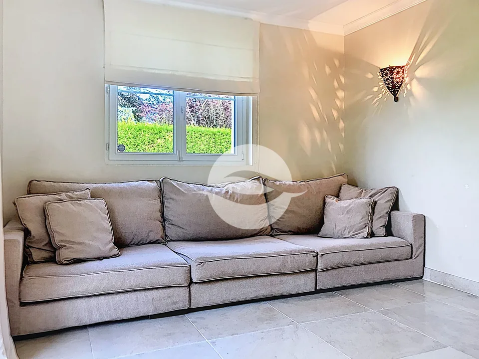 Magnifique villa individuelle avec 4 chambres et piscine – Foto 22 von 26