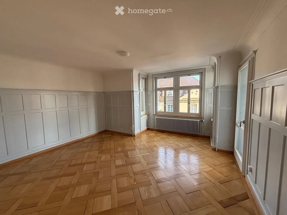 Appartamento di 5 locali con balcone e loggia in una posizione tranquilla a St. Gallen