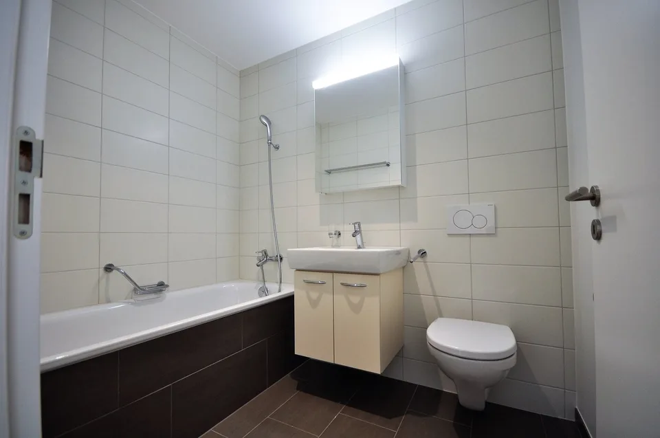Appartement de 3.5 pièces de 100 mètres carré au rez-de-chaussée
