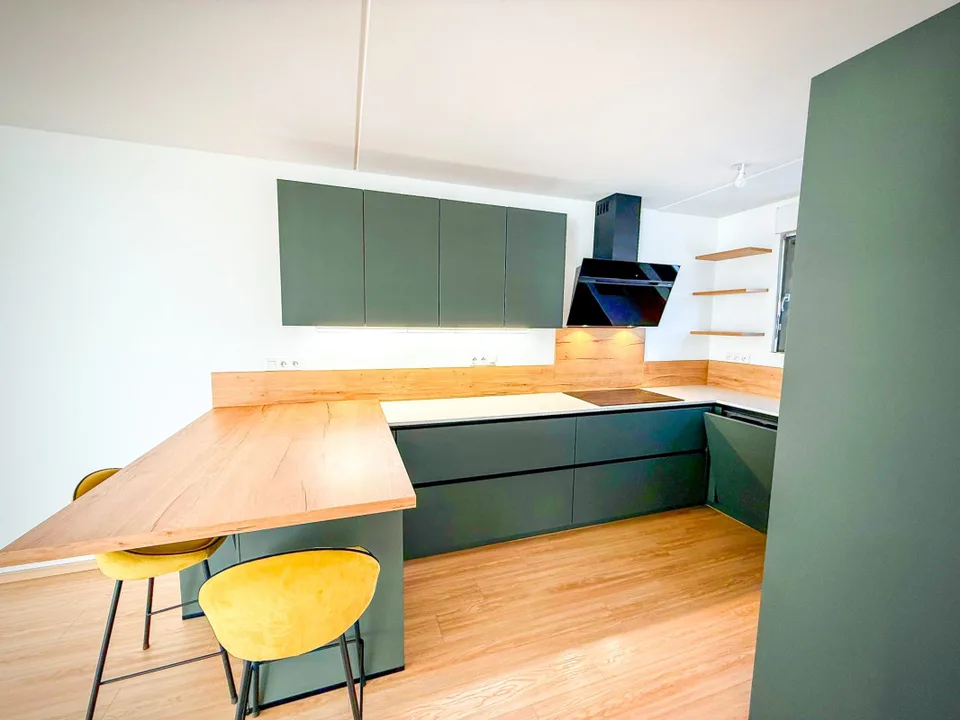 Loft-Penthouse et son Rooftop à 360, à la frontière en France