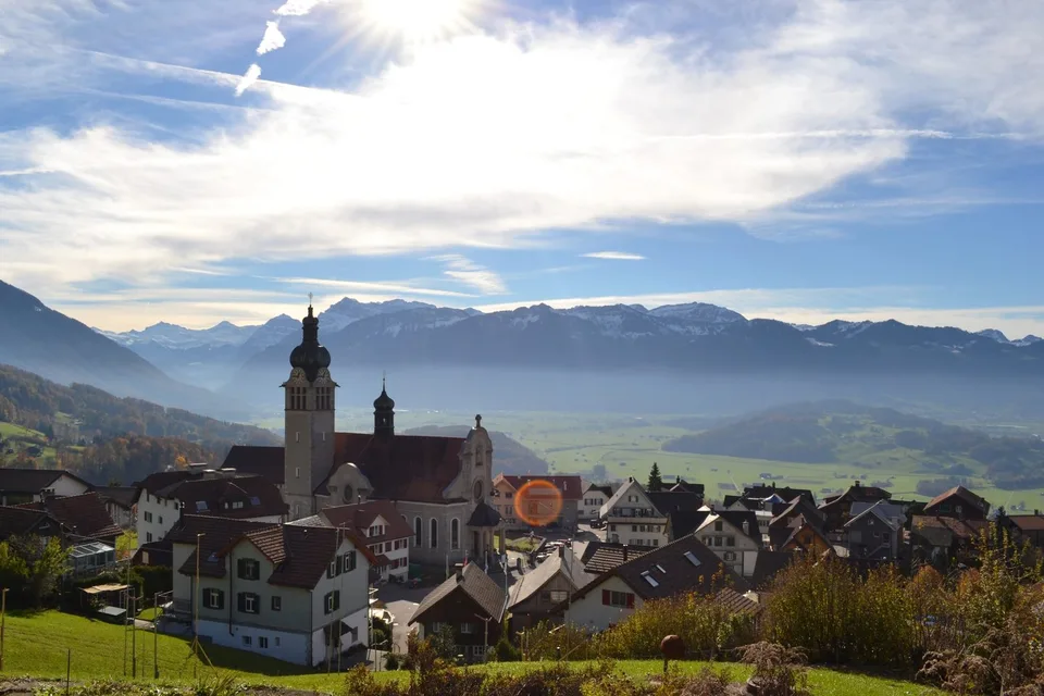Haus & Bauland in Rieden SG | Zweitwohnsitz möglich | Unverbaubare Weitsicht