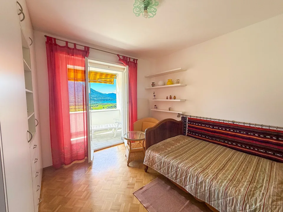 Traumhafte Villa in der Natur mit atemberaubendem Panoramablick – Foto 25 von 30