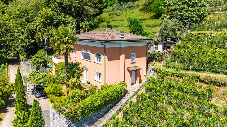 Villa de rêve dans la nature avec vue panoramique à couper le souffle