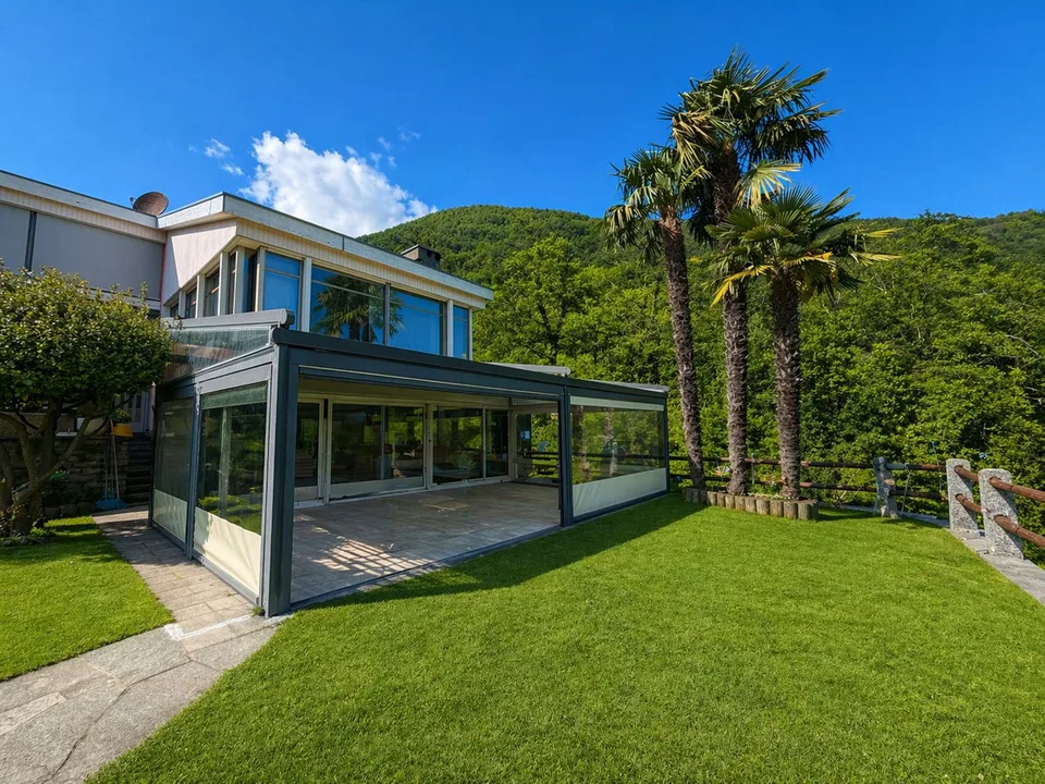 Rent to Buy - Casa unifamiliare con giardino e piscina