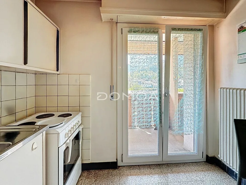 Wohnung zur Renovierung mit Blick auf den Moléson
