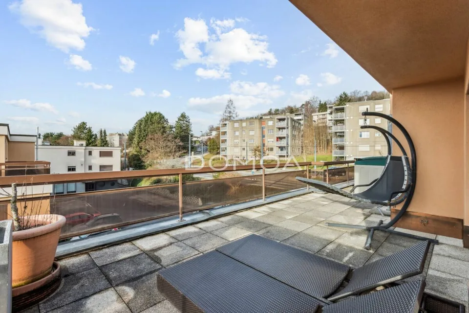Außergewöhnliches Dachgeschoß mit Panoramaterrasse im Herzen des Großraums Freiburg