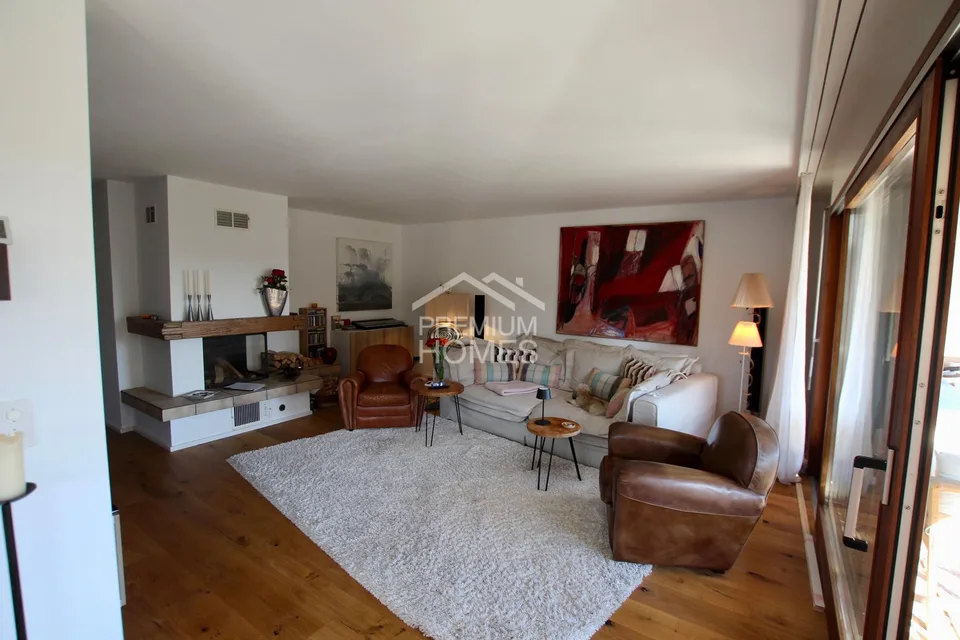 Habitation moderne dans un emplacement idéal