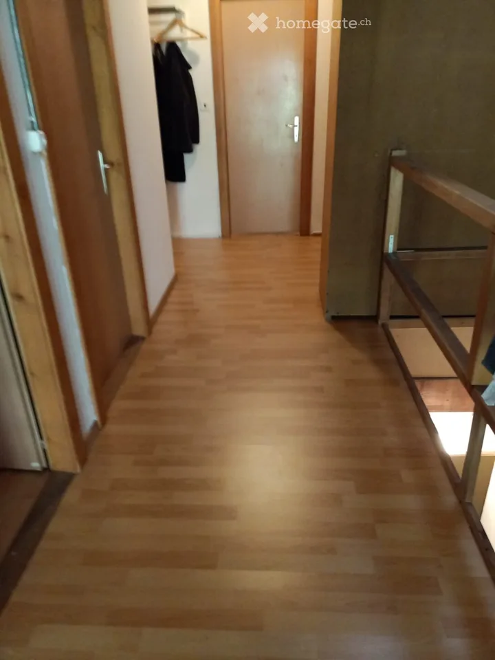 Chambre à louer pour une femme, charges comprises