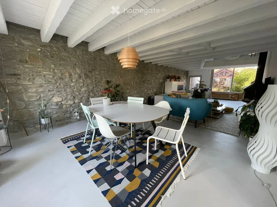 Maison de XXème siècle recemment renovée en campagne
