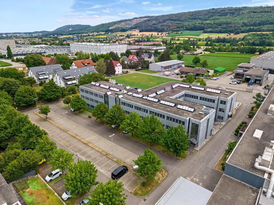 Aussenparkplatz zu vermieten in Rickenbach