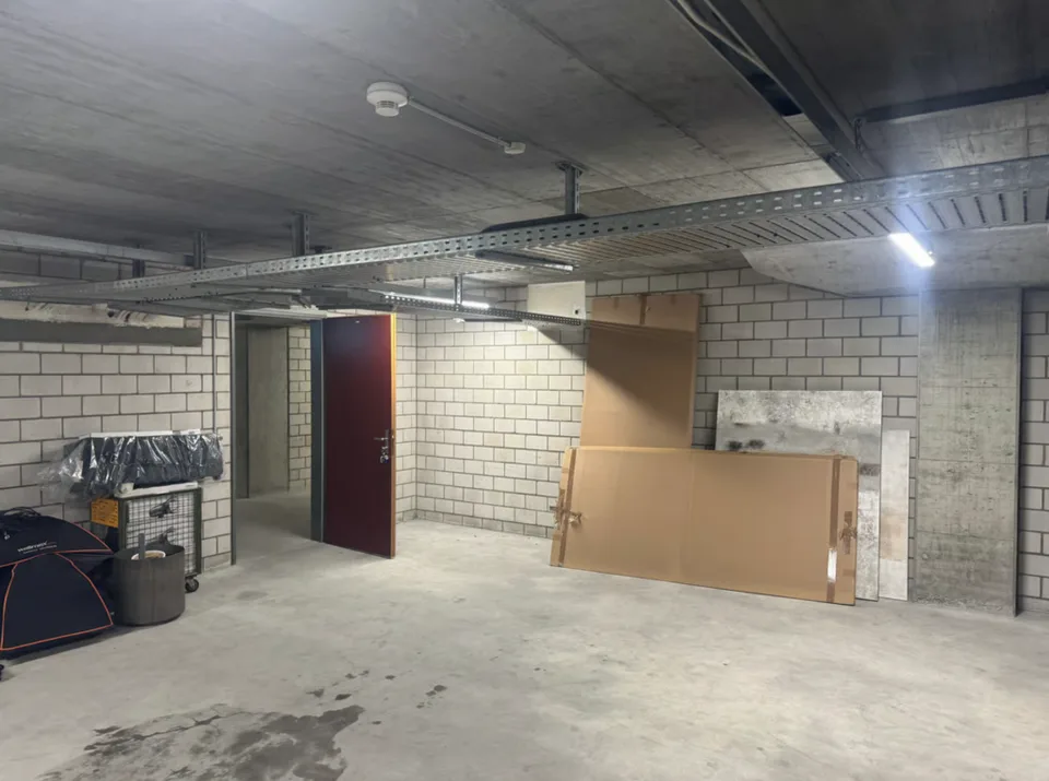 Aree di magazzino a Muttenz - flessibili, sicure, situate al centro