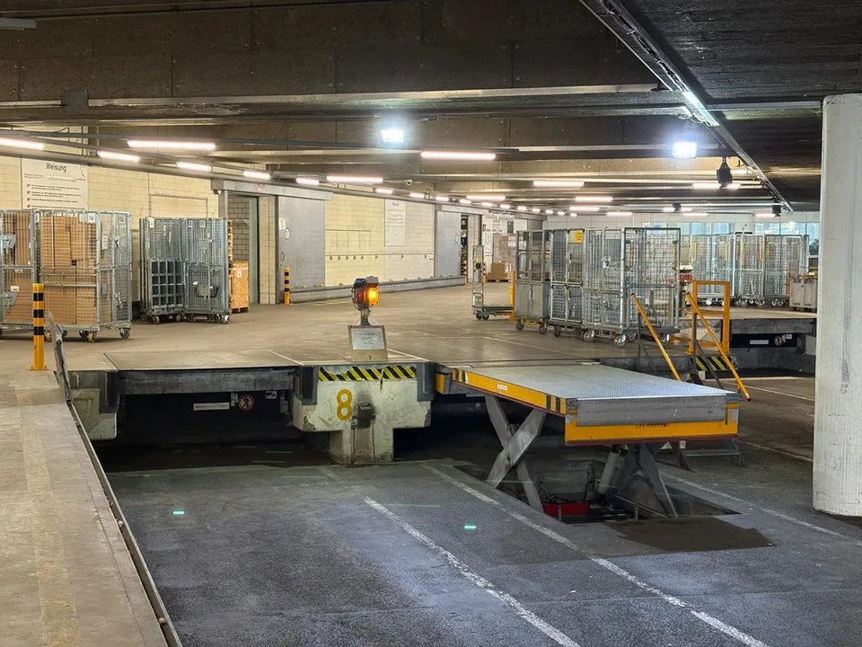 3000 m2 modern logistics and office space