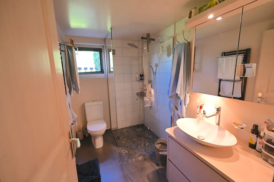 L'ETIVAZ - SUPERBO CHALET DI TRE APPARTAMENTI – foto 6 di 9