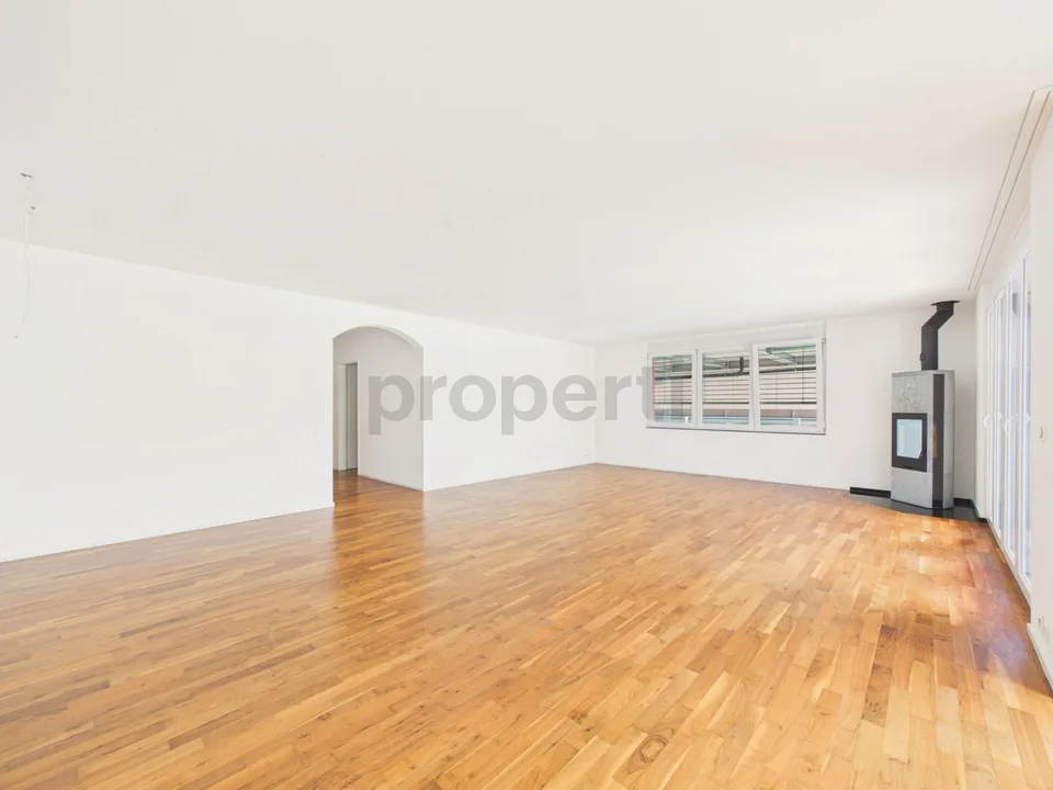 Grosszügige 5.5-Zimmer-Wohnung mit Balkon, Wilen b. Wil