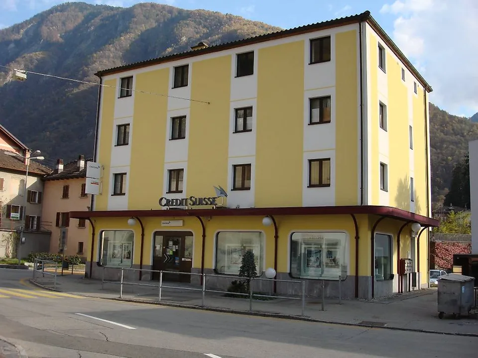 Affitto ufficio - 2 locali con posteggio incluso - Roveredo