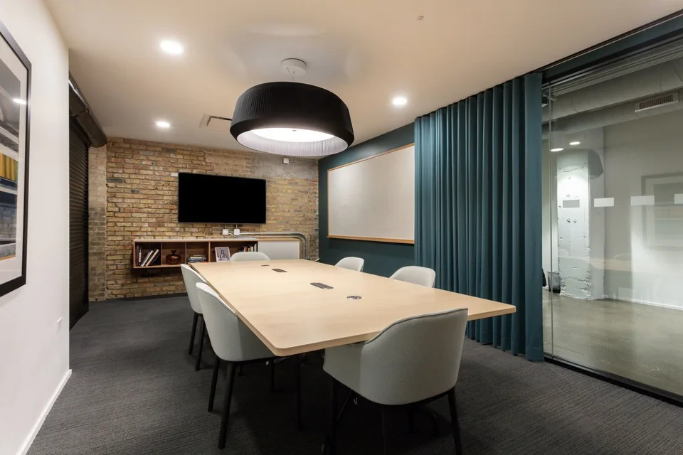 Büro-Design für 20 Personen bei Spaces Cocoon Bussigny