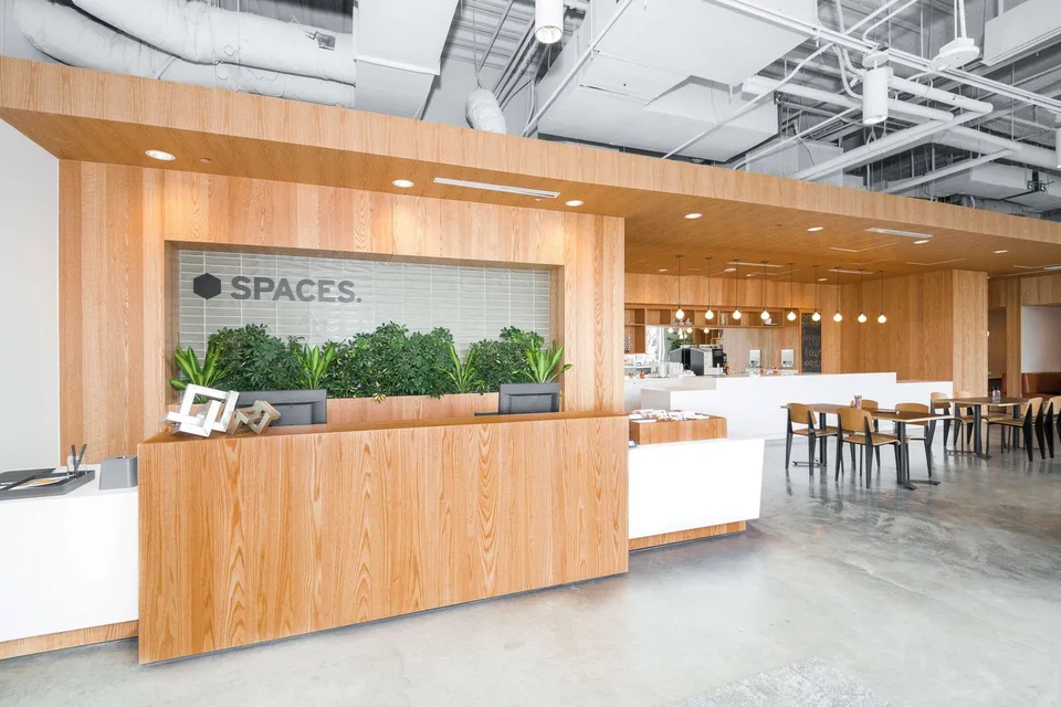 Spazi ufficio per 20 in Spaces R2 Tower