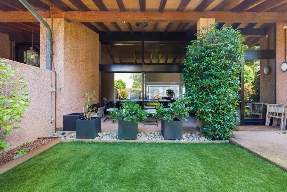 Résidence élégante de trois étages avec jardin privé à proximité de la Villa Principe Leopoldo – photo 19 sur 21