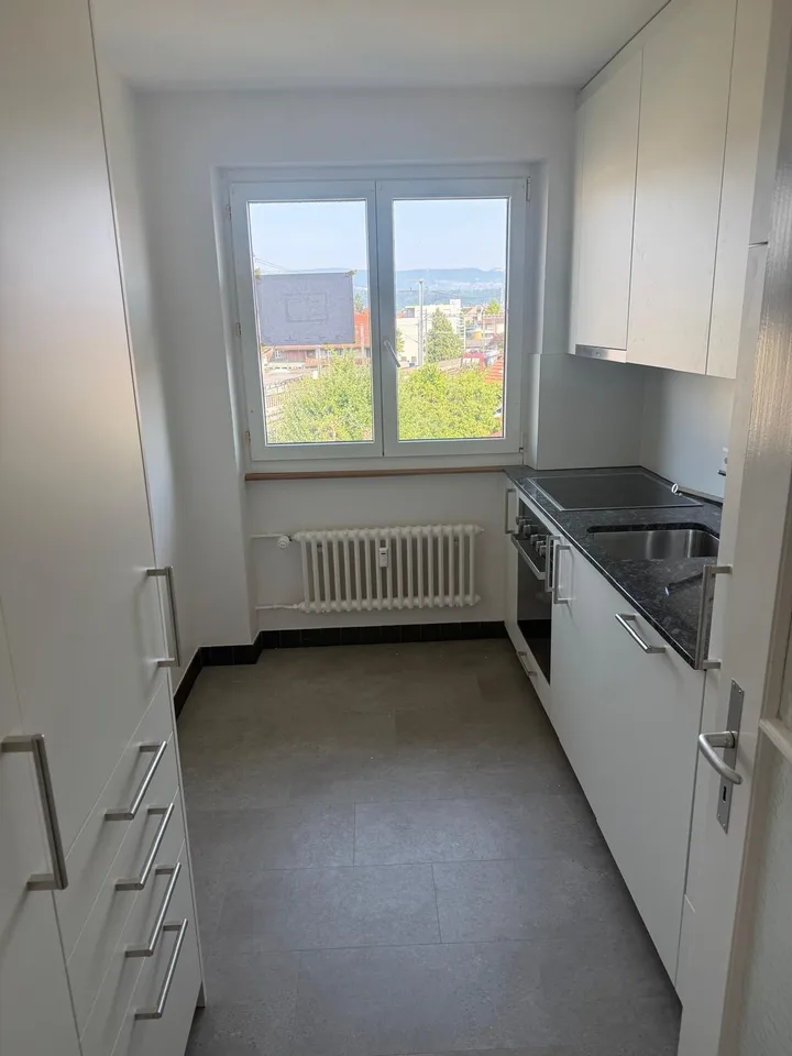 Helle 4.5-Zimmer-Wohnung mit Balkon in Lyss