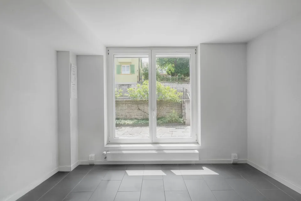 Espace commercial / de pratique / de bureau polyvalent (80 m²) dans un emplacement central à Feuerthalen – photo 6 sur 9