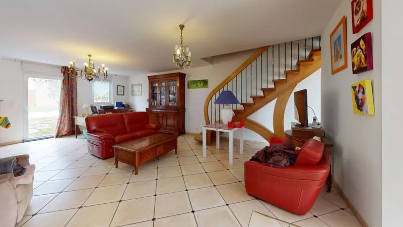 Casa rinnovata di carattere in vendita a Fresnois (Montmédy) - Vicino Belgio e Lussemburgo