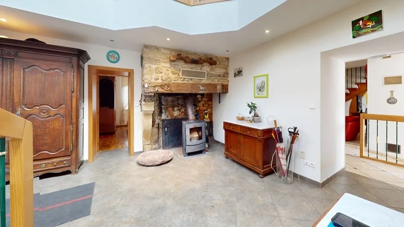 Casa rinnovata di carattere in vendita a Fresnois (Montmédy) - Vicino Belgio e Lussemburgo