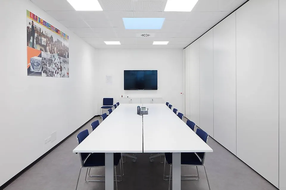 Bureau de 1'223 m² - Cadempino