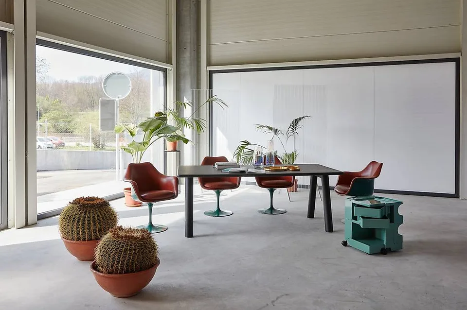 Bureau de 1'223 m² - Cadempino