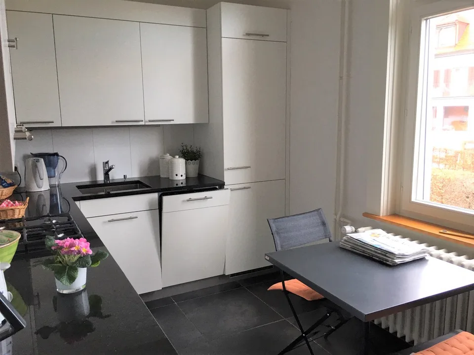 Appartement attractif 3 1/2 pièces avec balcon vitré