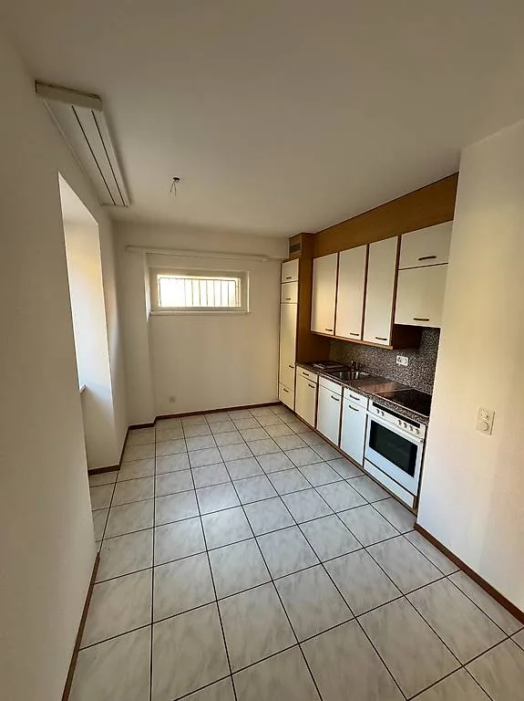 Zweieinhalb Zimmer in Gudo zu vermieten