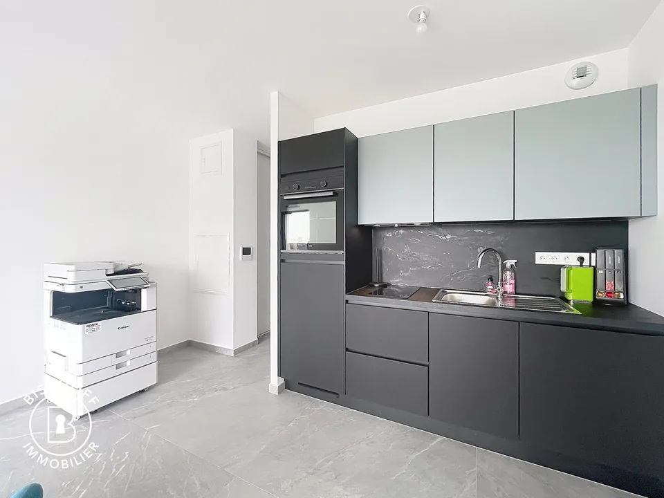 Moderne 1-Zimmer-Wohnung mit Balkon und Panoramablick in Saint-Louis – Foto 16 von 25